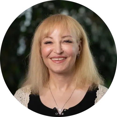 Julia Schindler